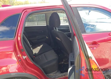 2017 Mitsubishi Outlander Sport 2.0 Le z USA, uszkodzony, nr VIN JA4AR3AU5HZ067563